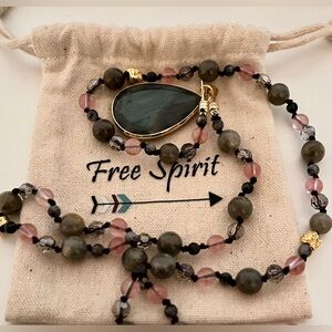 Free Spirit Labradorite Crystal Pendant Beaded Necklace Detachable